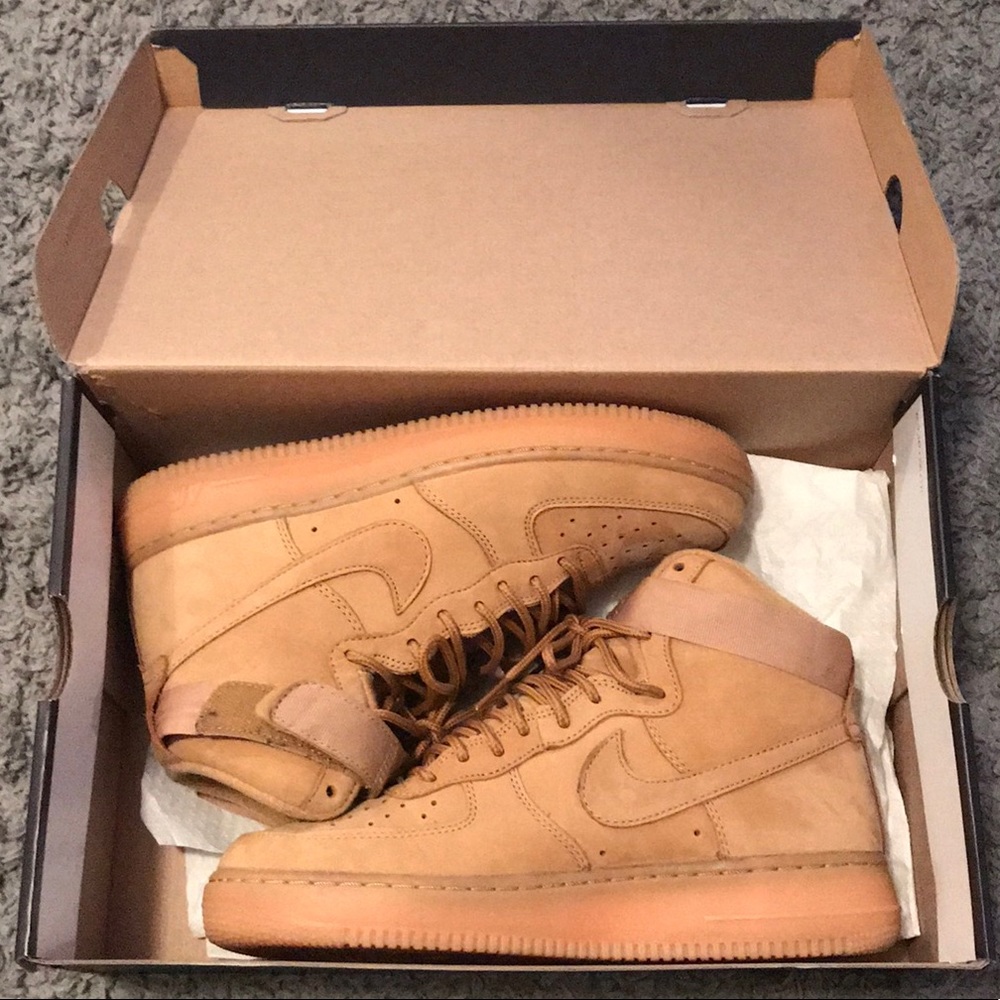 NIKE AIR FORCE 1 HIGH LV8 - MEN'S